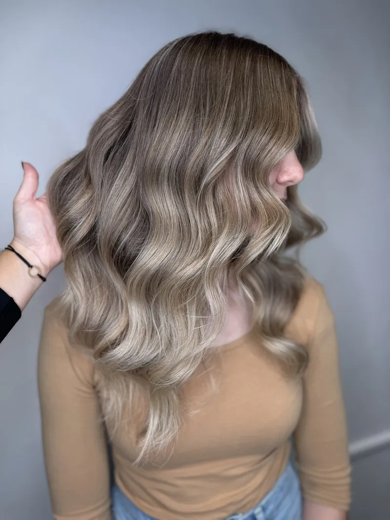 Styling vlasů a jemné vlny